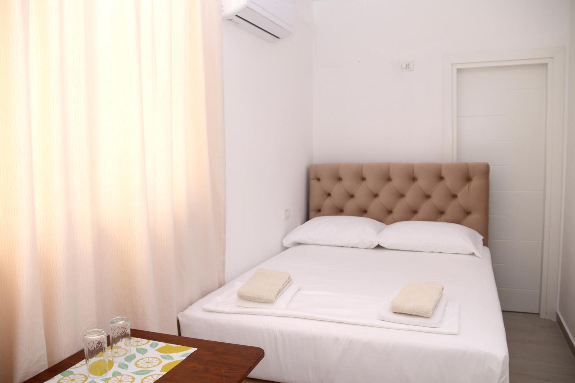 Vila Jovani Sarande Bagian luar foto
